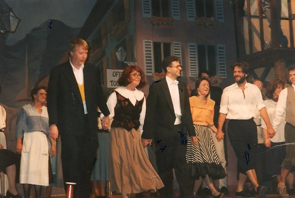 Curtain call at Toutti